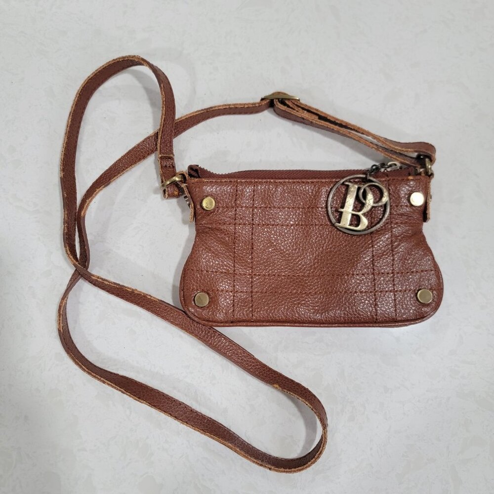 Bolzano Crossbody Bag Purse Brown Leather Gold B Logo‎ Design
